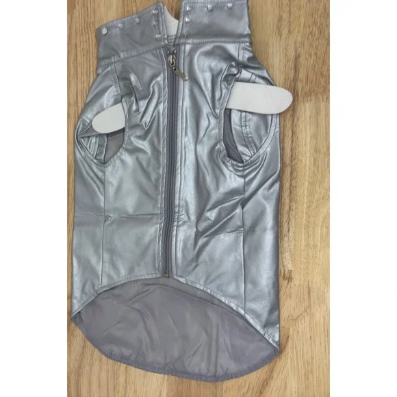 VIPoochy Dog Costume Vest Lined Silver Leather w Rhinestone Studs Zip Large #47 - Picture 5 of 7